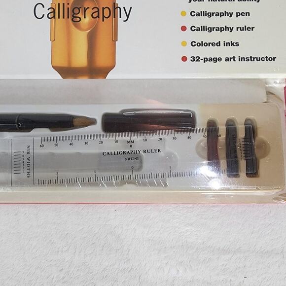 VTG 1994 Art Works Calligraphy Art Instruction Book Kit with Easel, Pen. Sealed - Picture 5 of 5